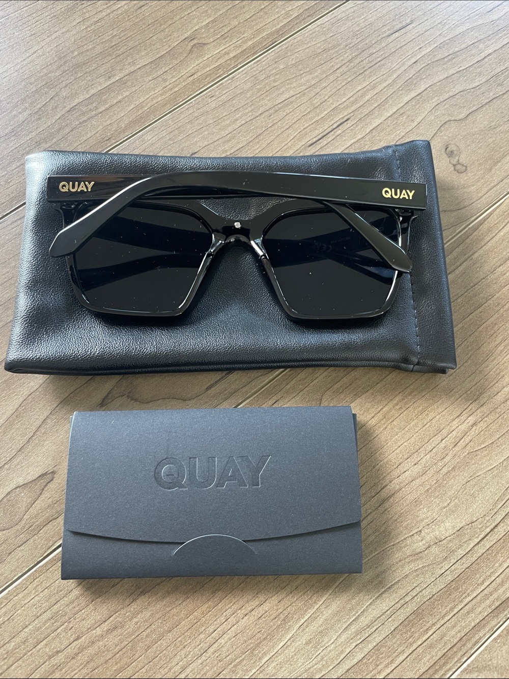 Quay Australia Black/Gold “Level Up”Square Sunglasses - Picture 2 of 6
